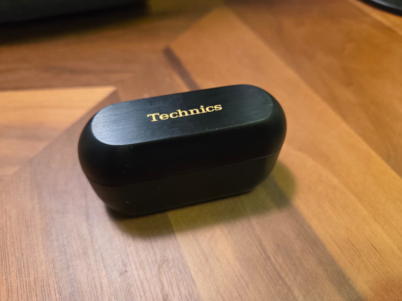 Technics AZ100 Earbuds full box