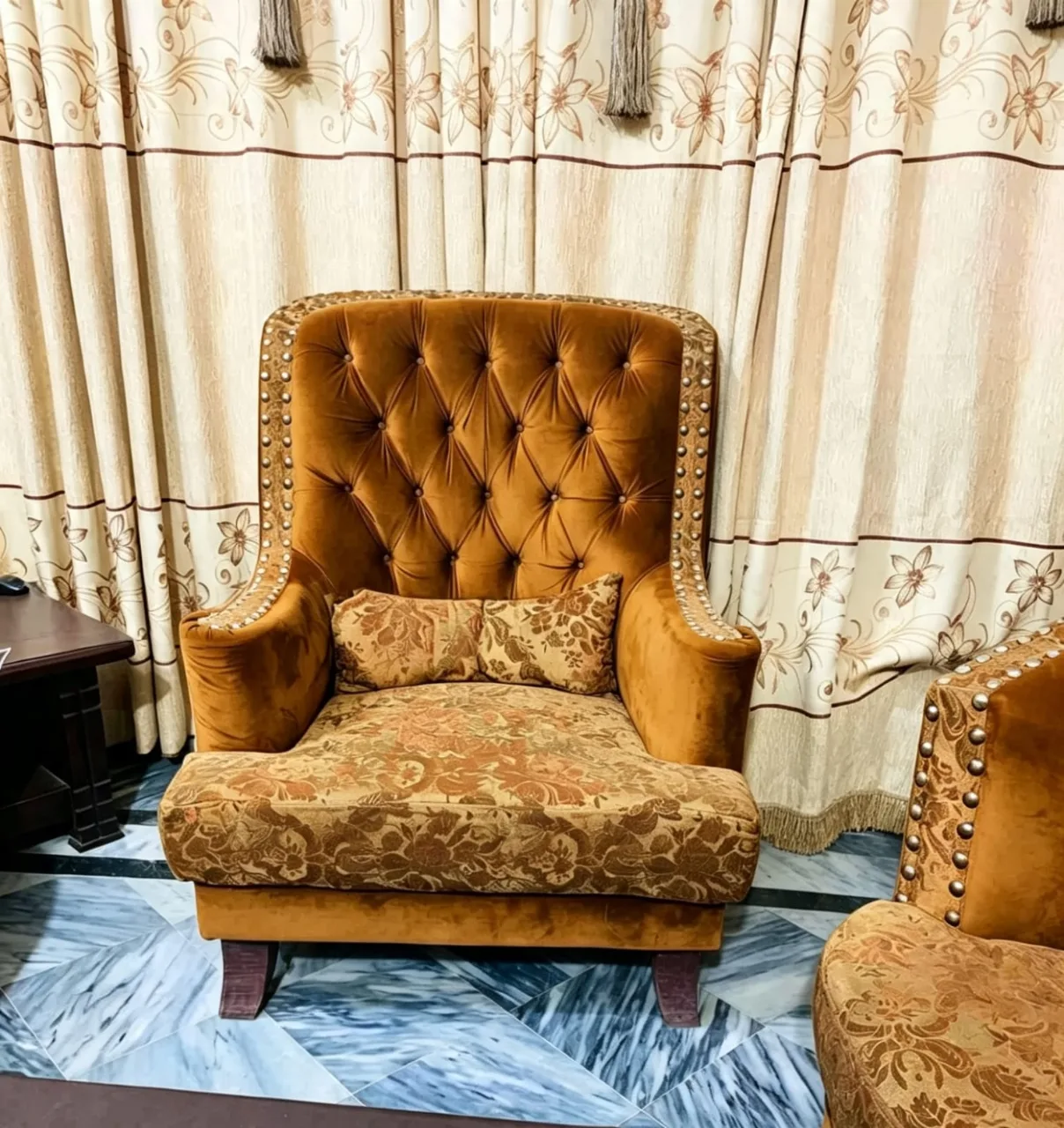 7 seater sofa set