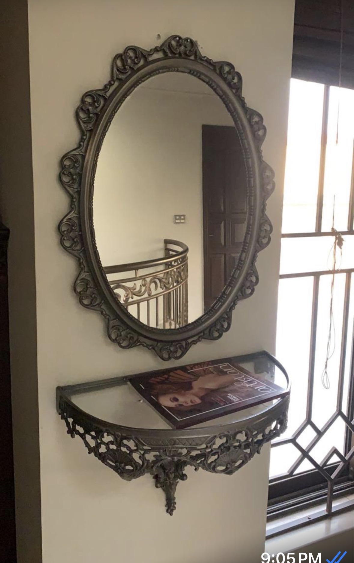 Wall mirror