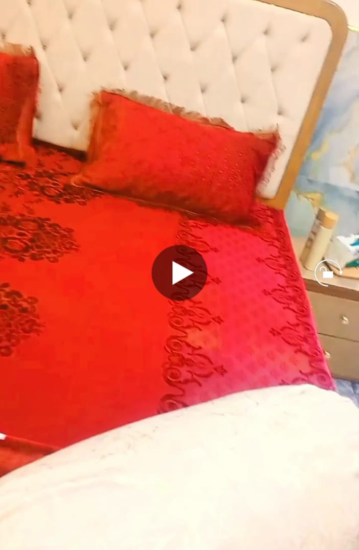 Sofaas & beds