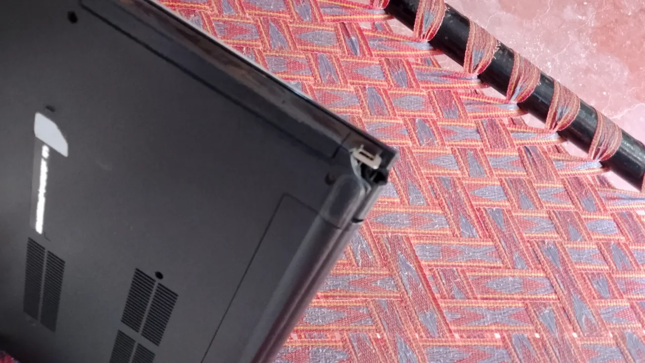 π Dell Vostro 14-3468 Core i7 7th Gen Laptop
