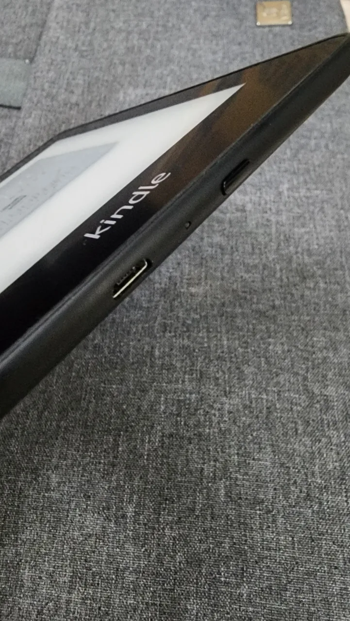 Amazon Kindle 10th Generation