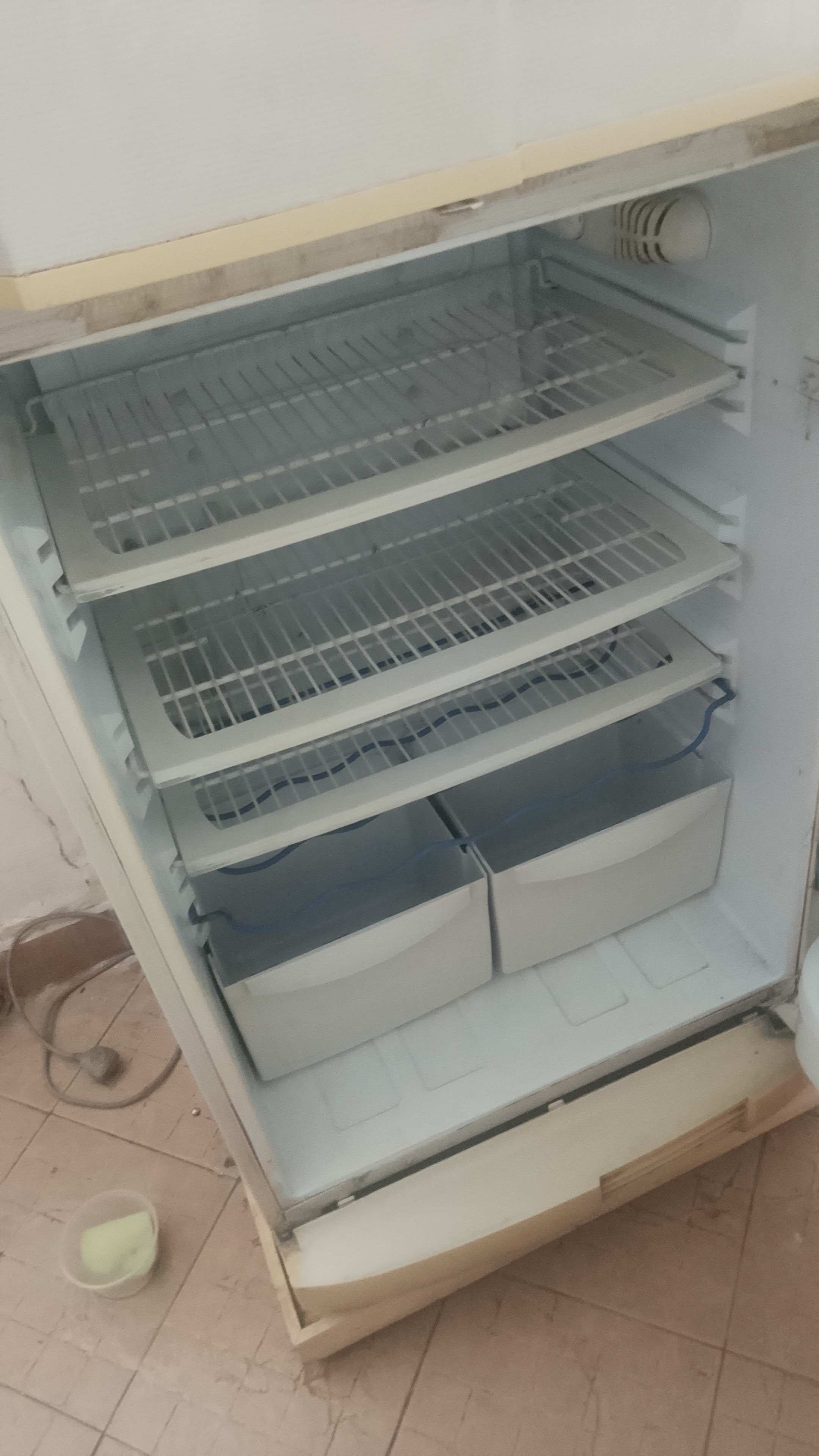 Pel refrigerator
