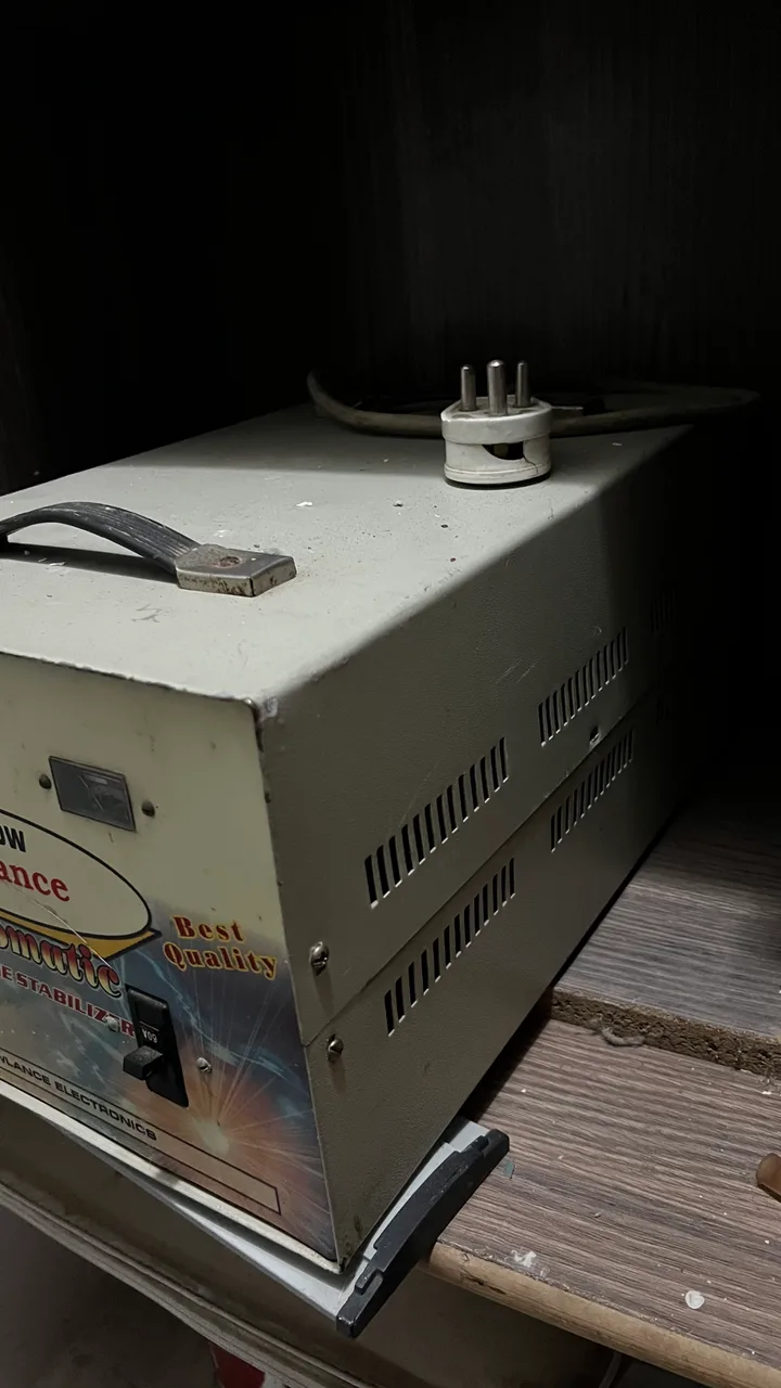 Dawlance stabiliser 10000 watts