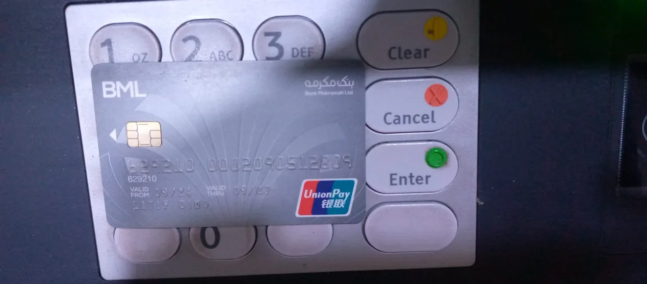N2179 pw hisense led uhd 1920 p and no scratch all genuine never repaired garuntee