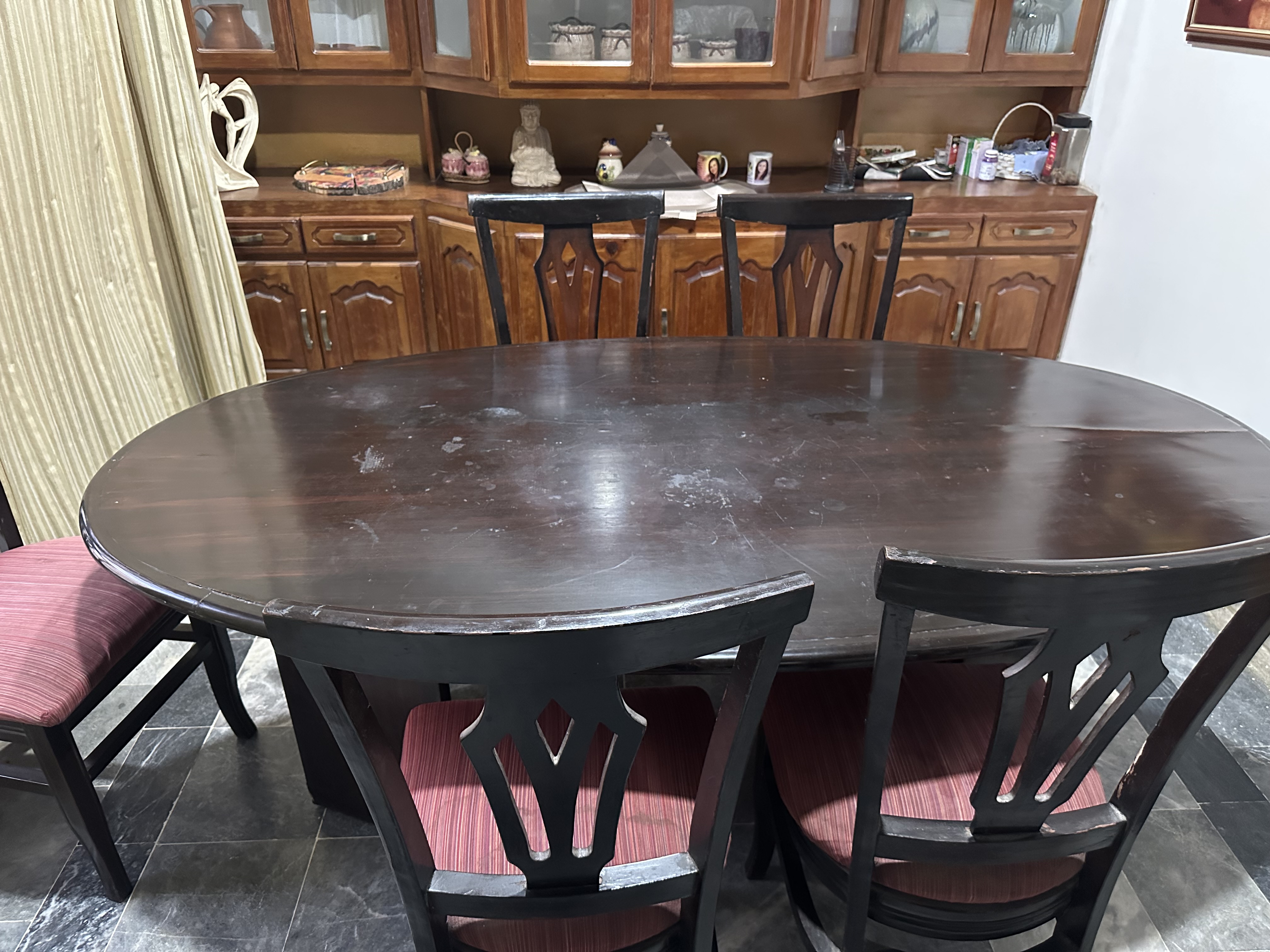 6 seater dining table