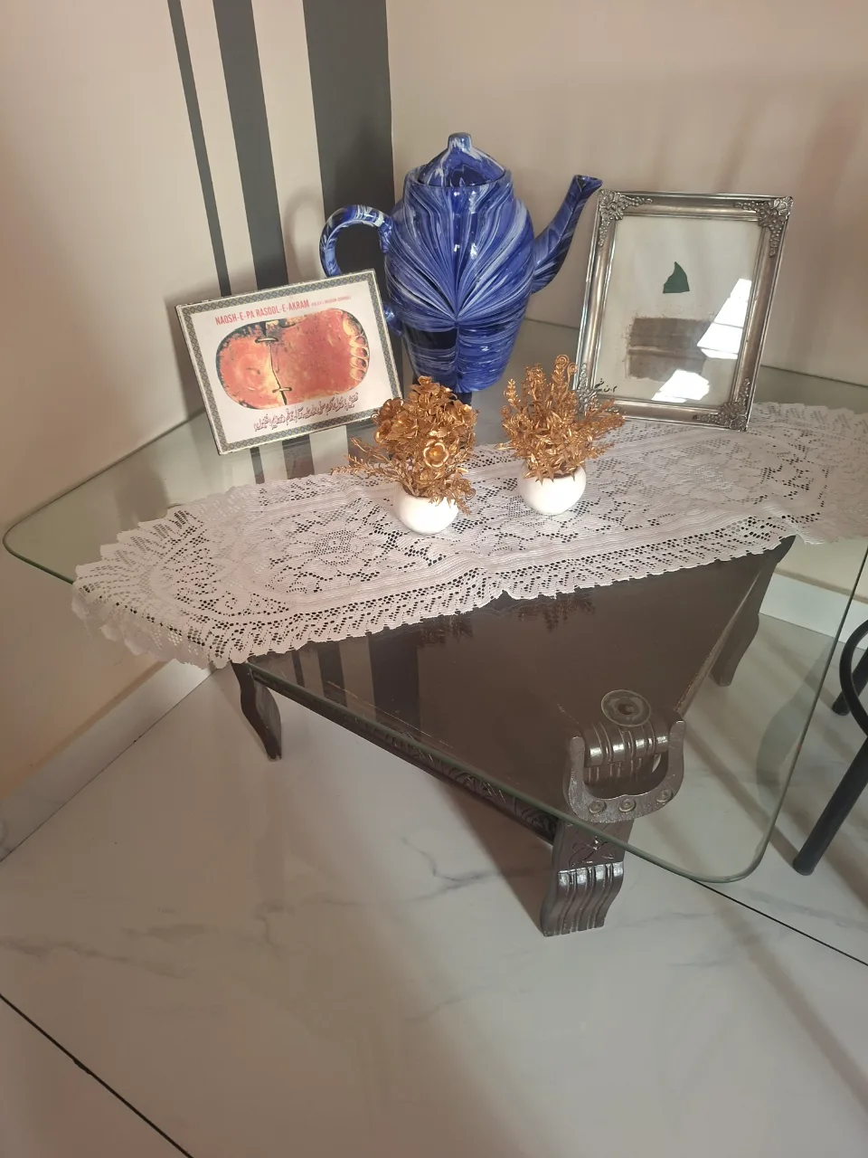 5seater sofa,3table set,1 single 3seater