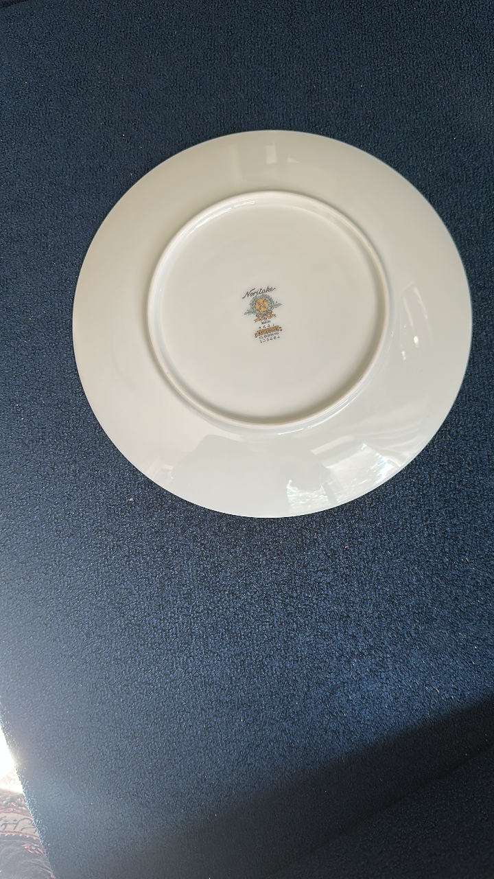 Noritake dinner set. Vintage