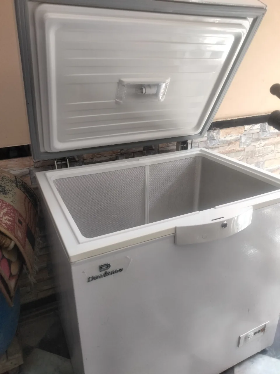 Dawlance Deep Freezer