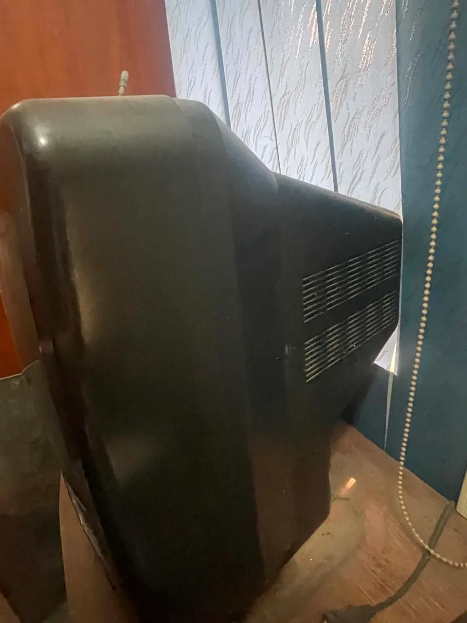 LG old style tv