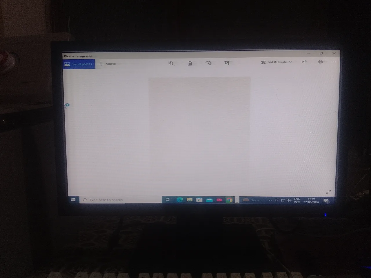 Acer  V196HQL  18.3