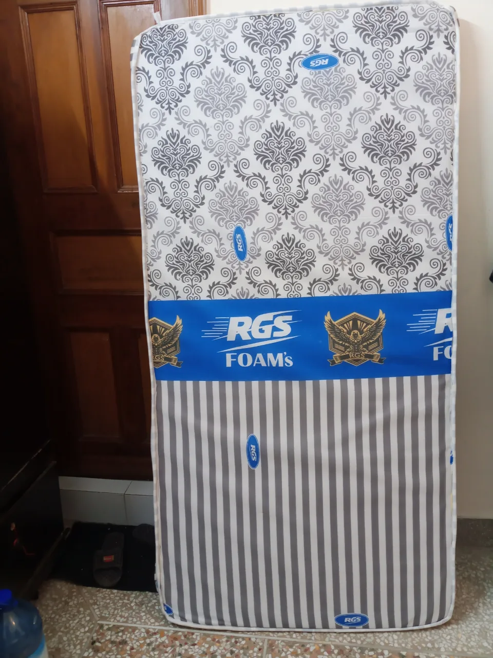 Unused Firm Foam Mattress 6×3 ft – 4 Inch Thick