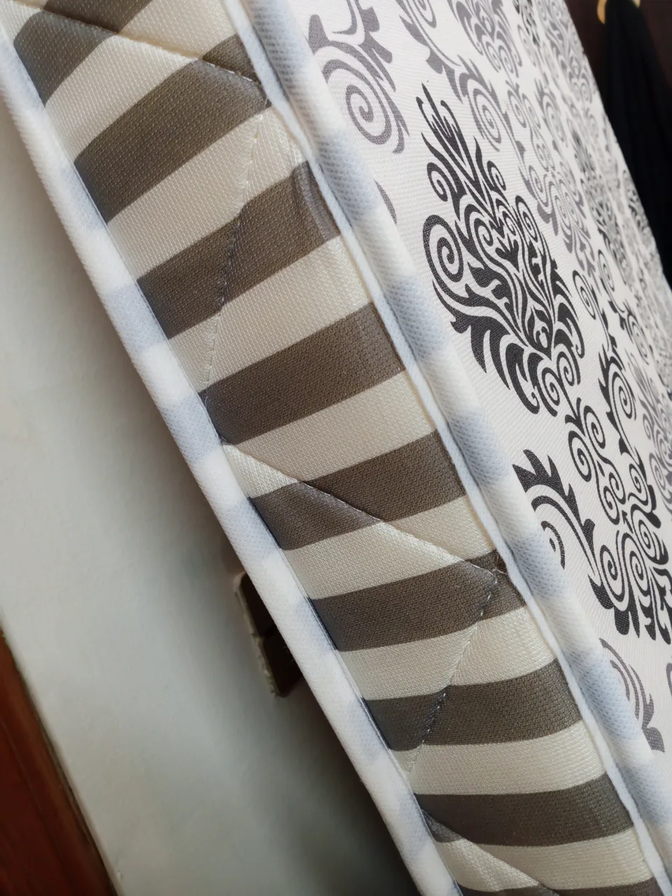 Unused Firm Foam Mattress 6×3 ft – 4 Inch Thick
