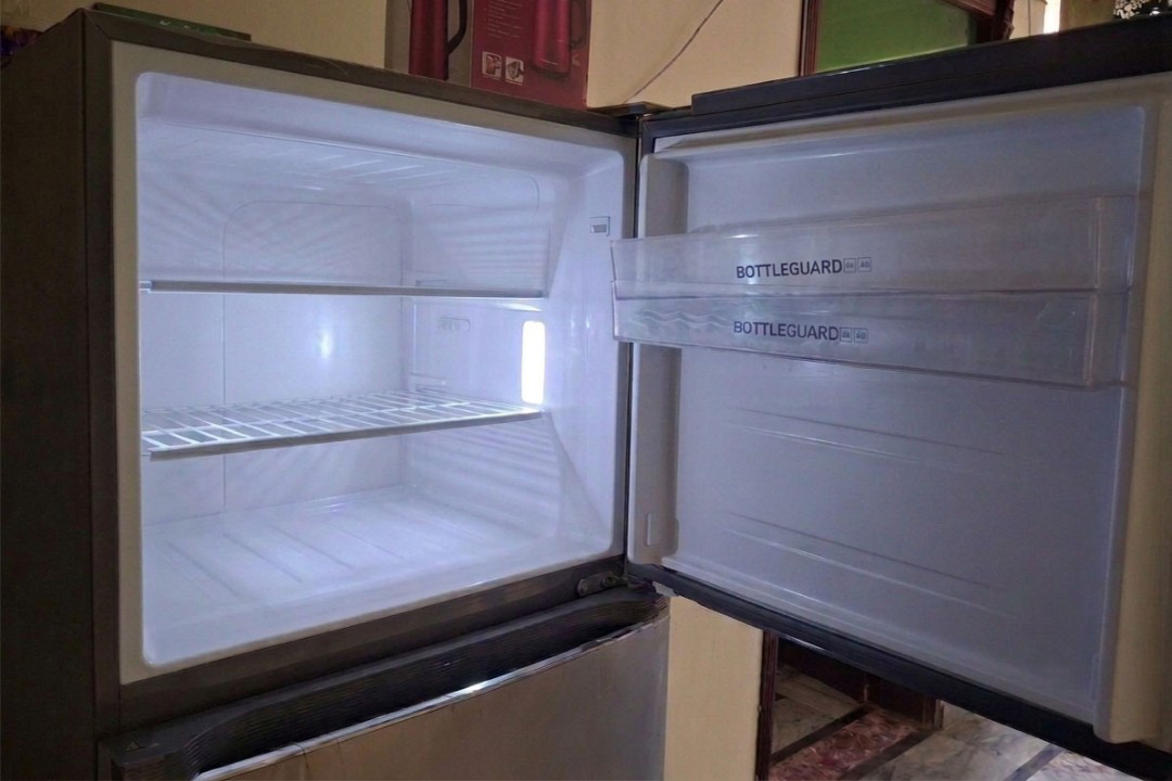 Haier 16 CFT Inverter Top Mount Refrigerator HRF-398 IBSA