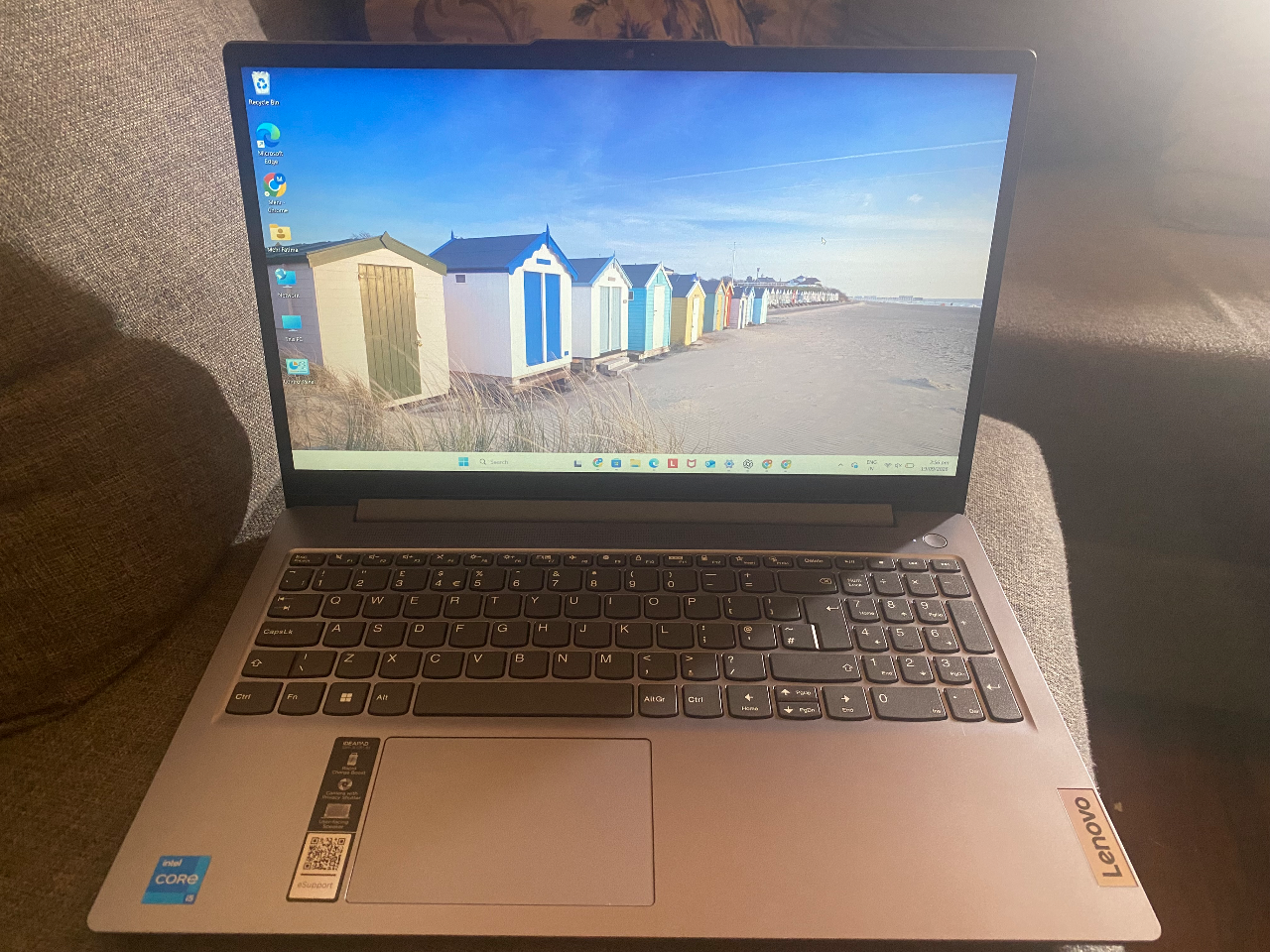 Lenovo ideapad 3
