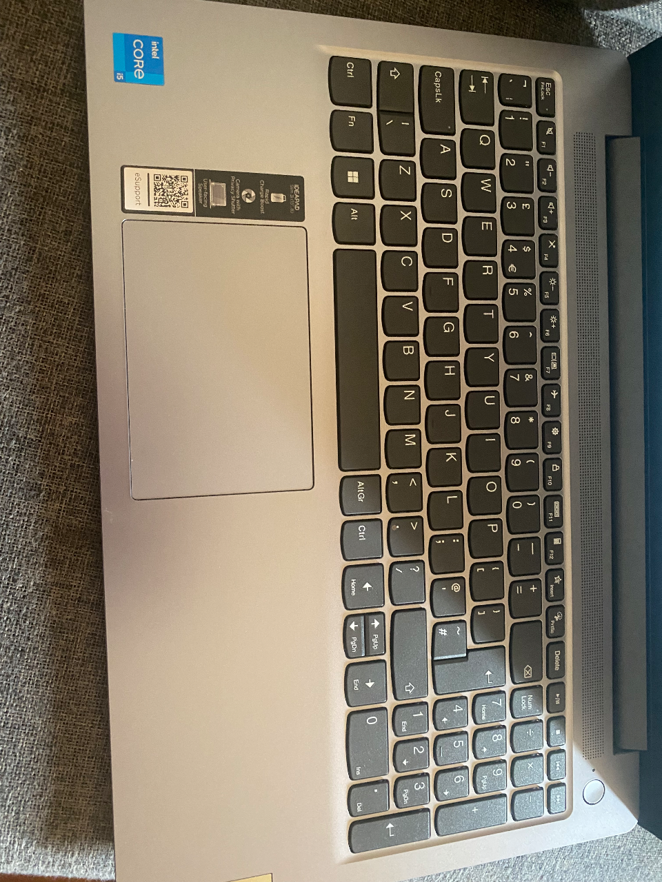 Lenovo ideapad 3