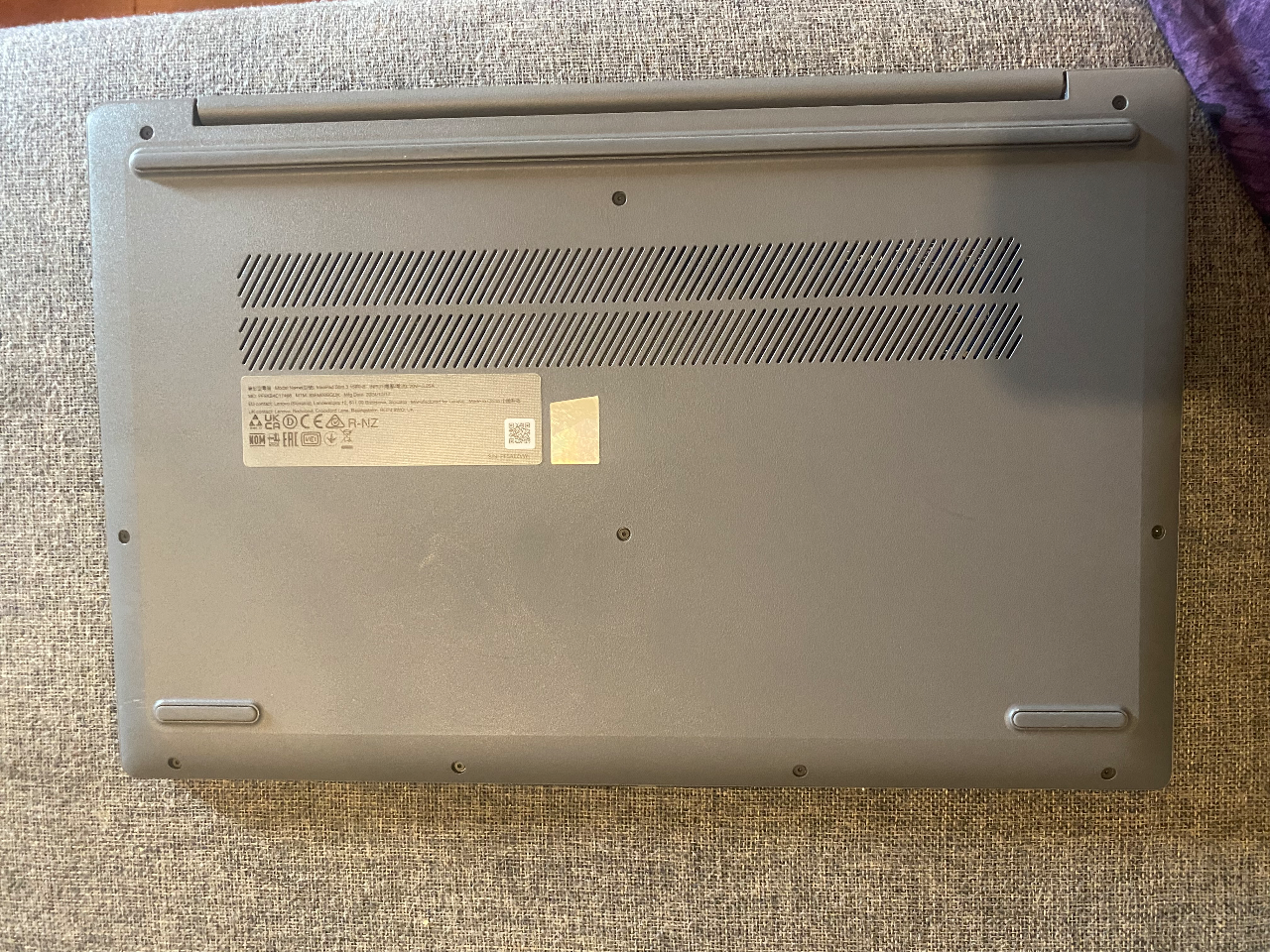 Lenovo ideapad 3