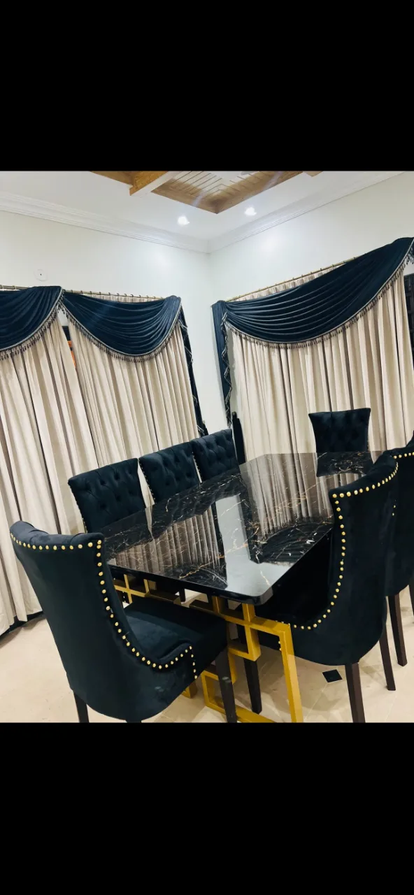 8 seater dining table