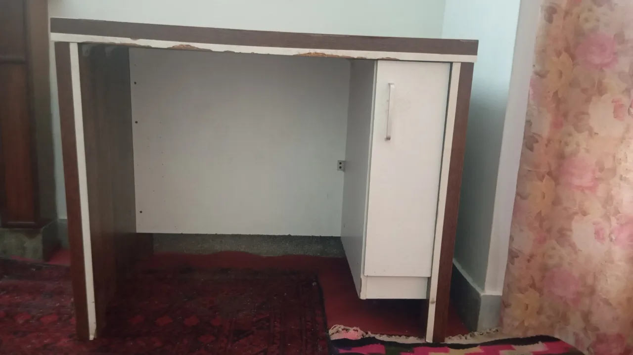 Study table/ computer table