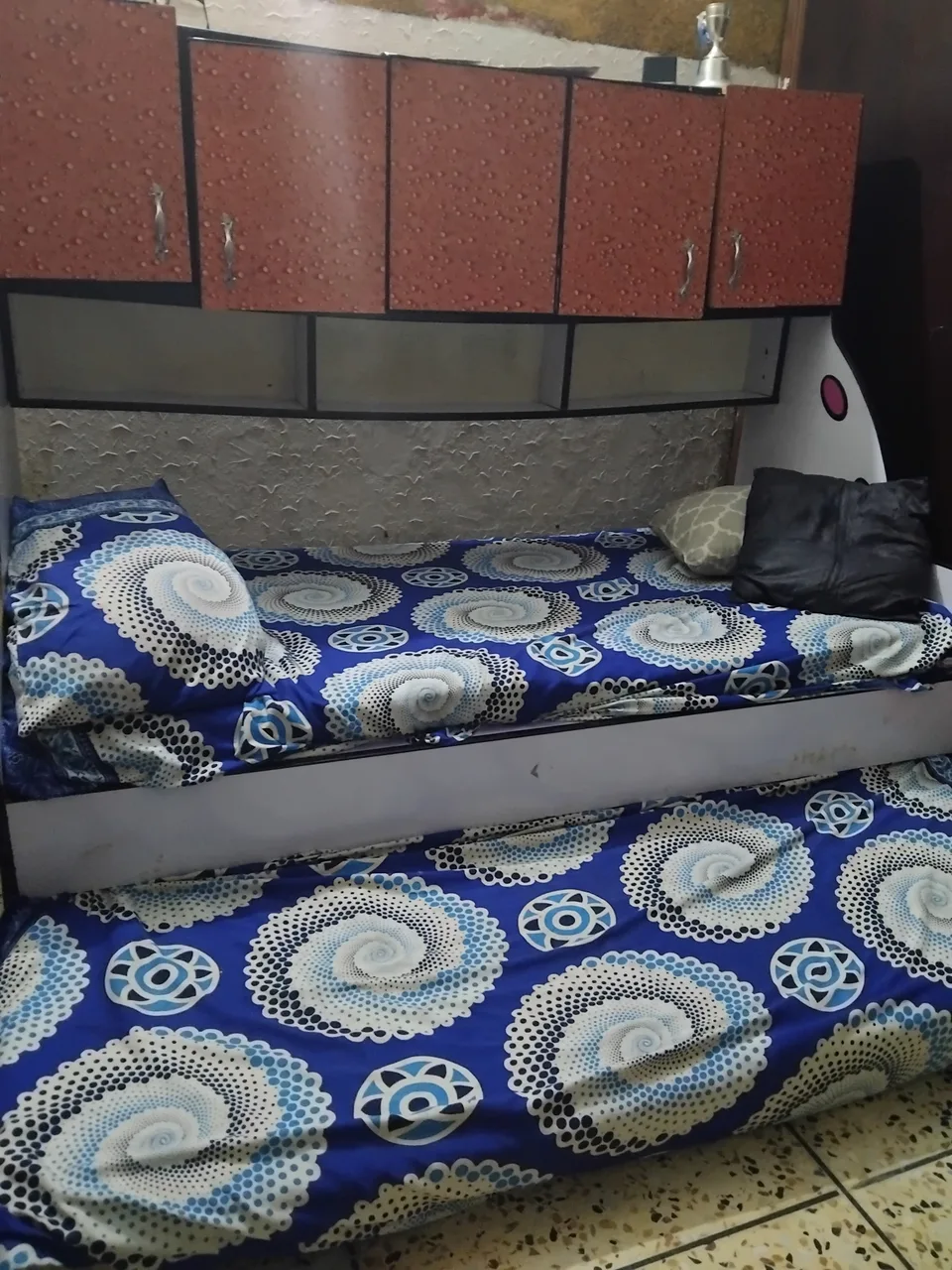 Bunk bed